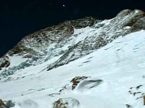 
Nearing the Makalu Summit - The Science Of Mountaineering DVD
